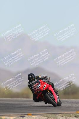 media/Oct-26-2025-Race Pace (Sun) [[c1447ca738]]/Non Verified (1st 20 Minutes of every Hour)/4-Turn 14 (1110am)/